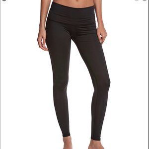 Teeki black hot pant M